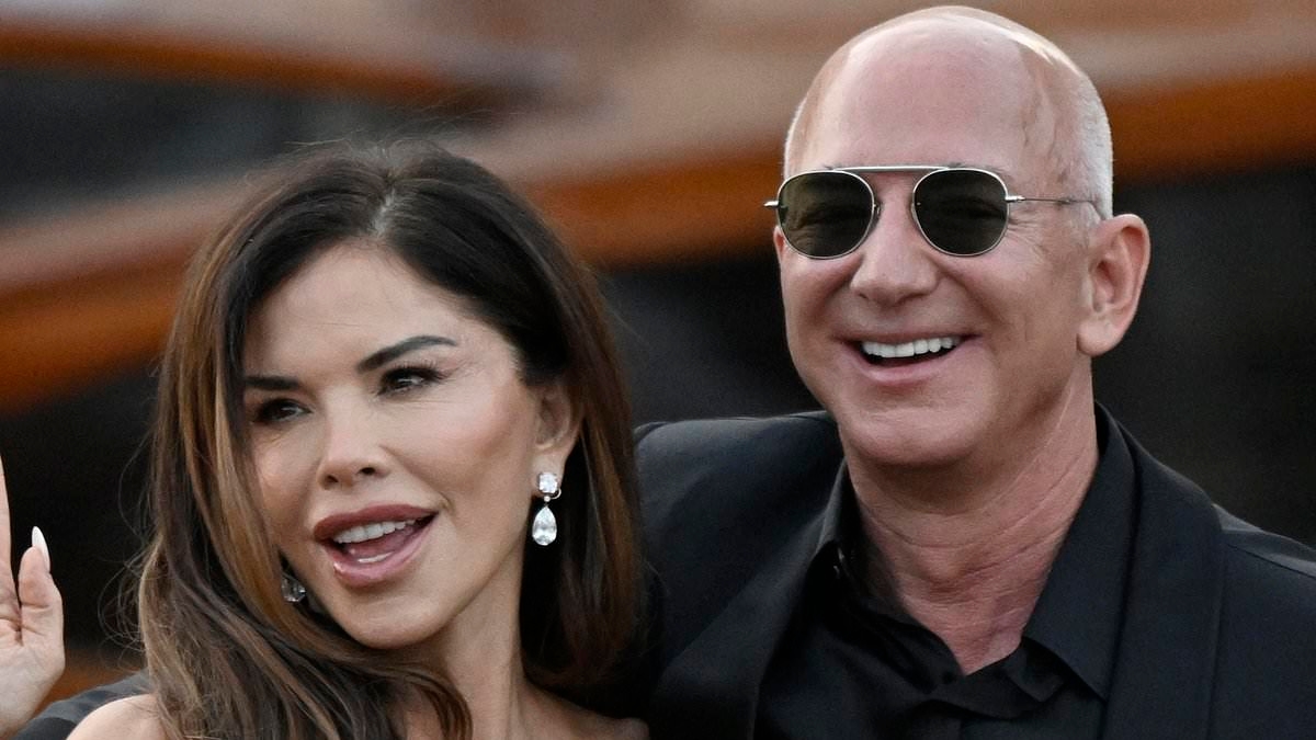 One of Lauren Sanchez and Jeff Bezos' A-list guests reveal what couple's $50M wedding was REALLY like
