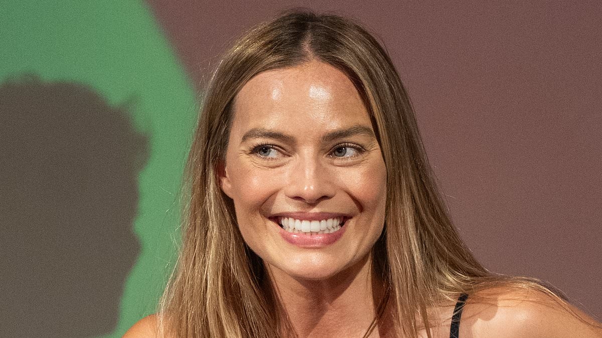 Margot Robbie tipped as favourite to star in 'wild and orgasmic' Basic Instinct reboot