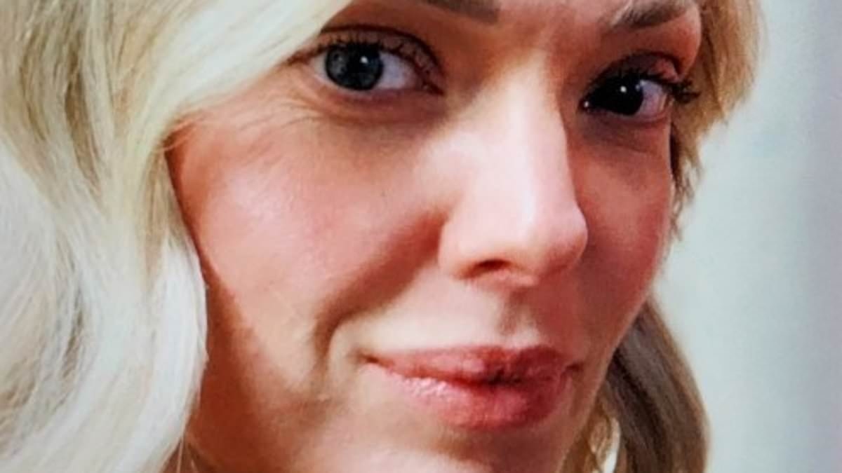 Search for missing mother-of-three Rachel Booth enters its third day after 38-year-old was last seen 'after jogging from 45 minutes away to buy wine and milk'