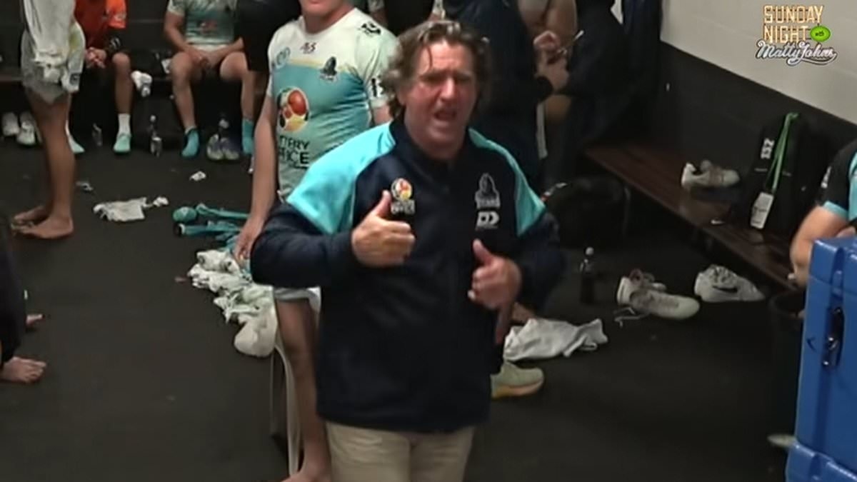 NRL coach is busted on video losing his mind at his players for daring to take a shower