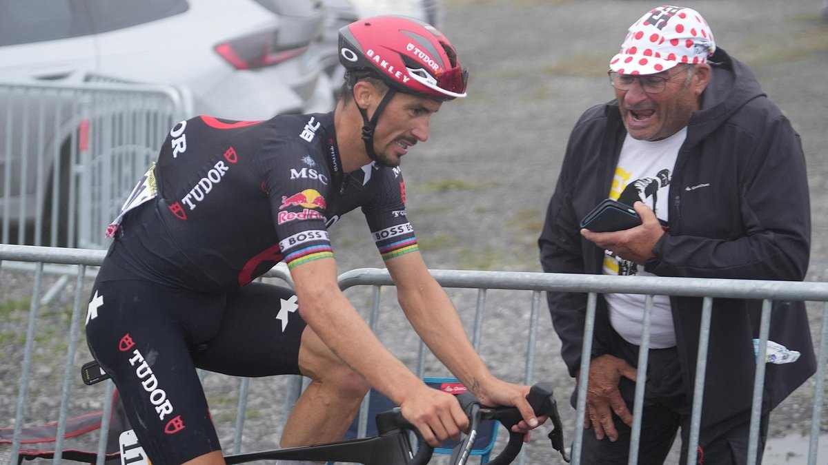Tour de France star explains strange reason he stole fan's sign