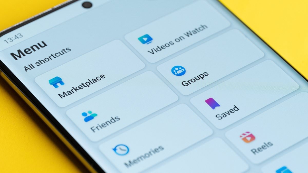 The popular apps that are SPYING on you: Cybersecurity experts issue urgent warning over 'data hungry' apps that can access your location, microphone and data