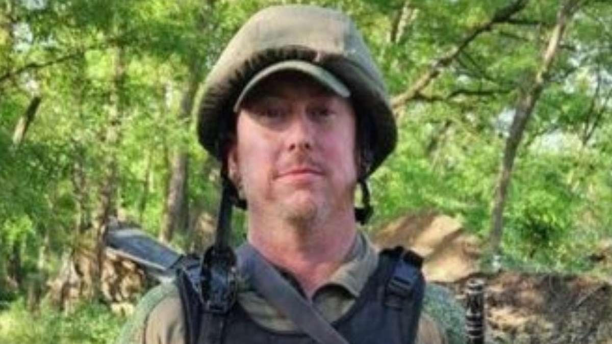 Father-of-three who fled to Russia to escape 'woke' U.S. 'is sent to the front line to fight for Putin'