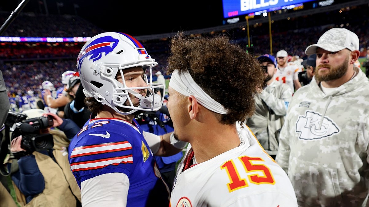 BREAKING NEWS Kansas City Chiefs sign wide receiver Hal Presley, who was ditched by the Buffalo Bills