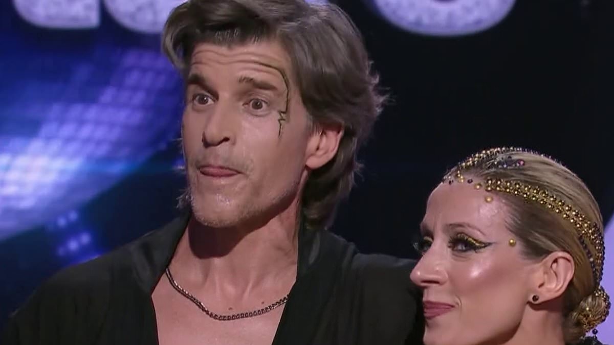 Osher Günsberg reveals why he snapped at Dancing With the Stars judge following tense on-air exchange