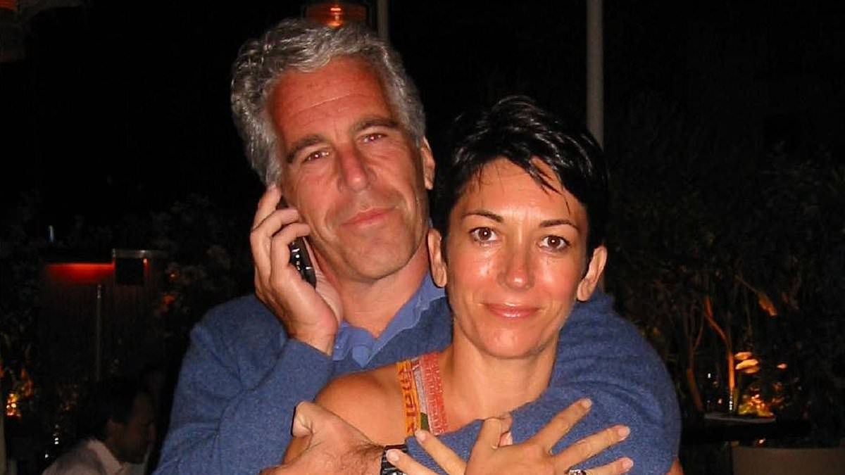 BREAKING NEWS Twist in Jeffrey Epstein case as Pam Bondi requests to meet with Ghislaine Maxwell amid MAGA's growing anger