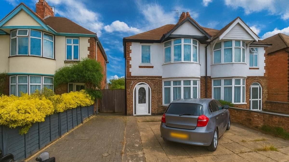Seemingly normal house listing sparks warning from experts over trend that could lead to buyers 'wasting their time' - but can you spot what the problem is?