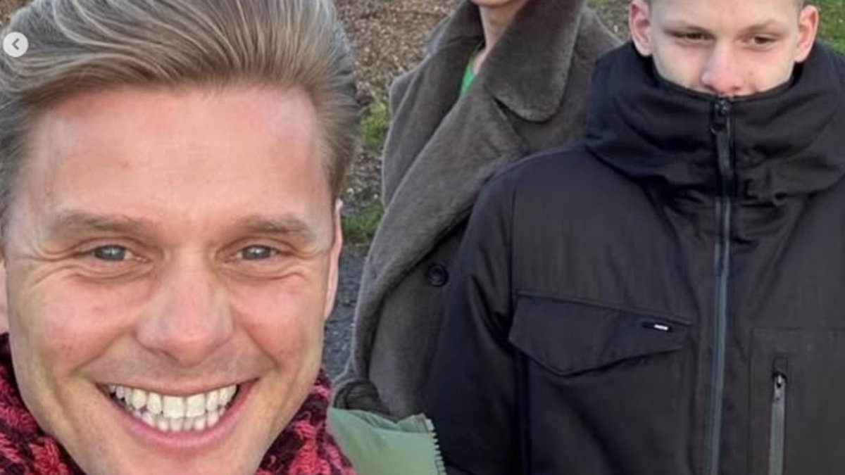 Jeff Brazier reunites with sons Freddie, 20, and Bobby, 22, amid ongoing family feud over younger son's welfare