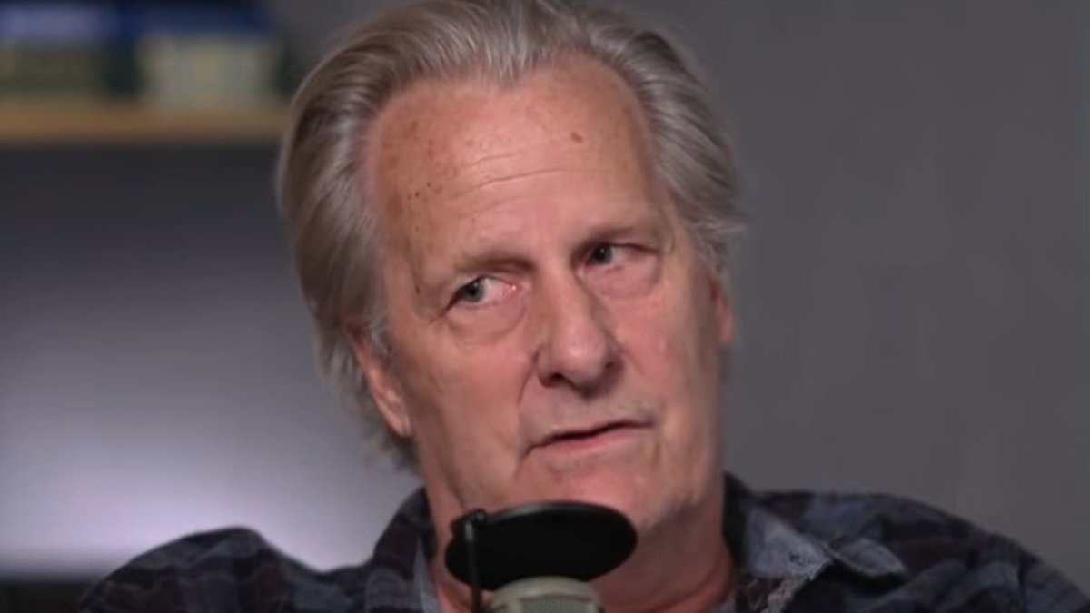 Dumb and Dumber star tells Nicolle Wallace he hopes Trump voters suffer financial hardship