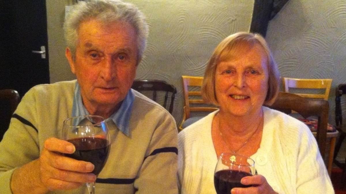 Grandmother dies from sepsis after pet dog licked wound on her leg, inquest hears