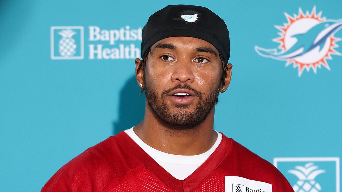 Tua Tagolvailoa hints at Dolphins civil war as he speaks out on teammate Tyreek Hill's request to leave