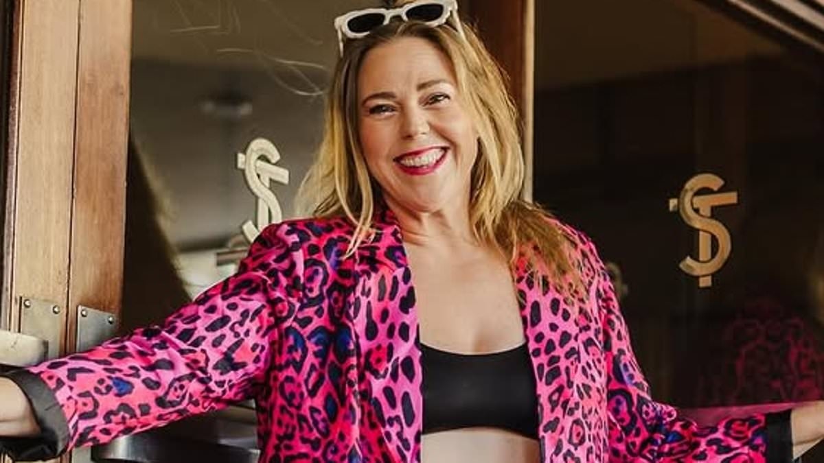 I was drinking two bottles of wine a night... Then three simple rules took willpower out of the equation - I could finally stop after just one glass