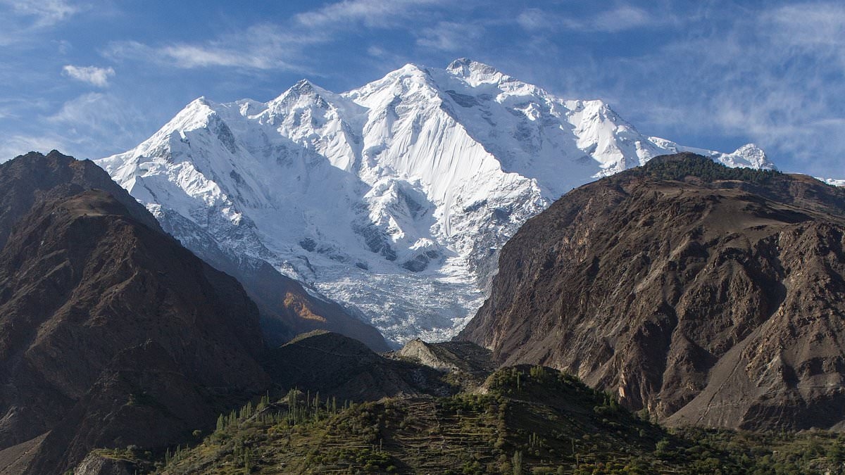 Discovery at Earth's 'most dangerous glacier' sparks joy among climate skeptics