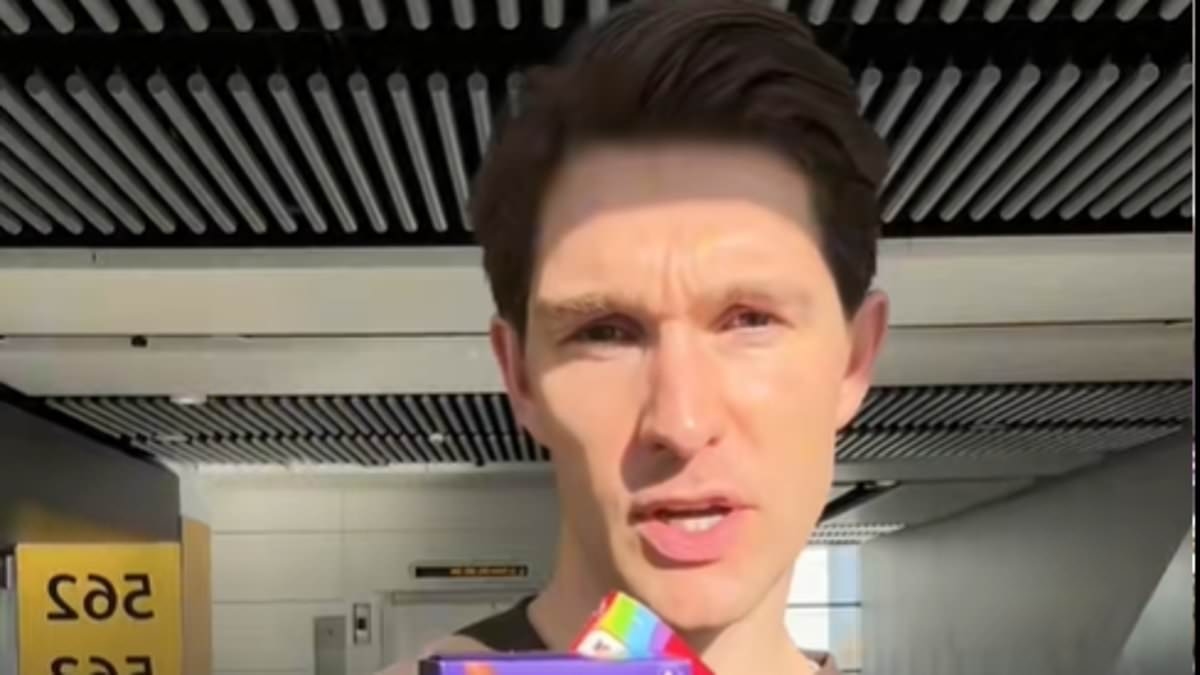 Travel expert issues warning against trying viral 'free upgrade' hack