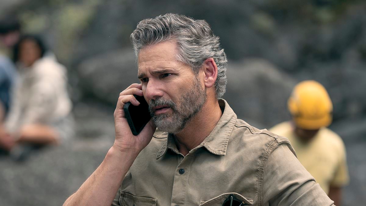 Netflix mystery thriller hailed as 'the best show of 2025' as viewers compare it to True Detective and rave over 'intense performances and spectacular scenery'