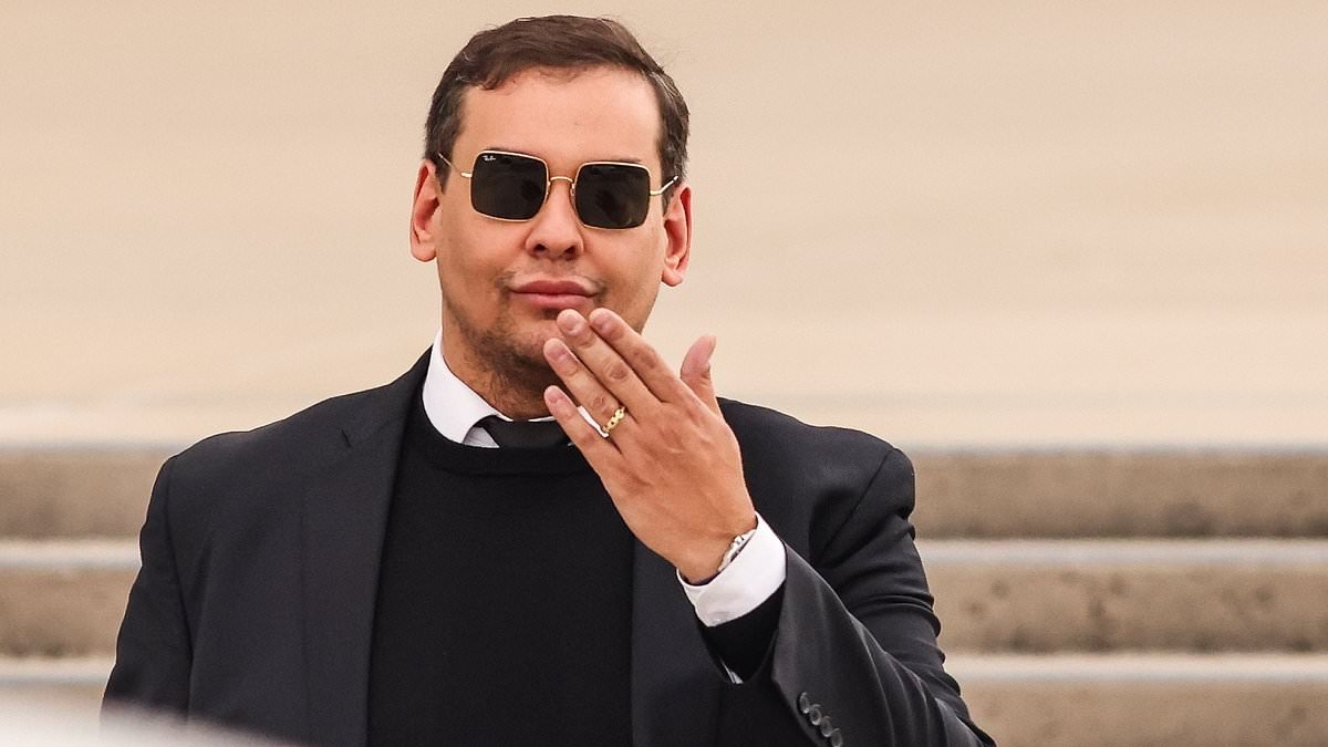 Fabulist liar George Santos reports to jail after issuing a chilling final plea for mercy