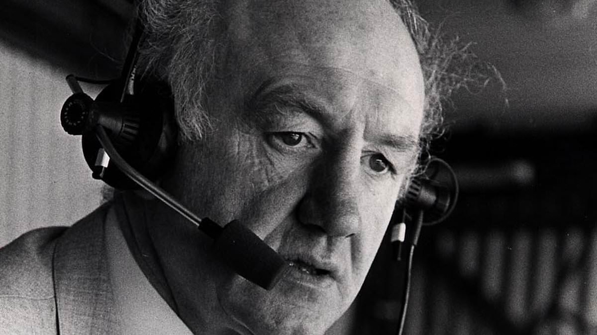Ray French dead at 85: Sport in mourning after veteran commentator known as 'the voice of rugby league' passes away