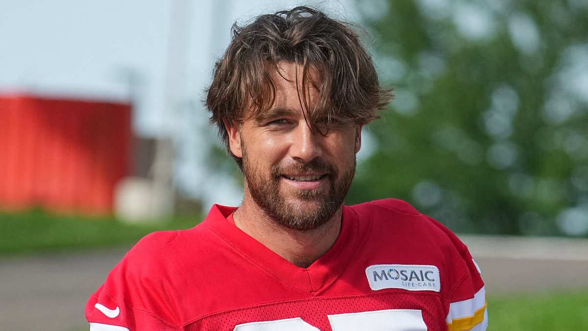 Travis Kelce's friend predicts stunning Chiefs trade that will see him ditch NFL retirement plans