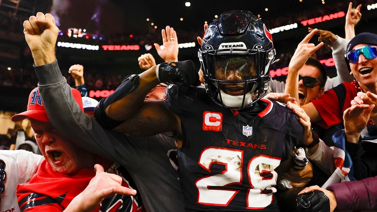 Houston Texans running back Joe Mixon in race against time to make Week 1 with foot injury