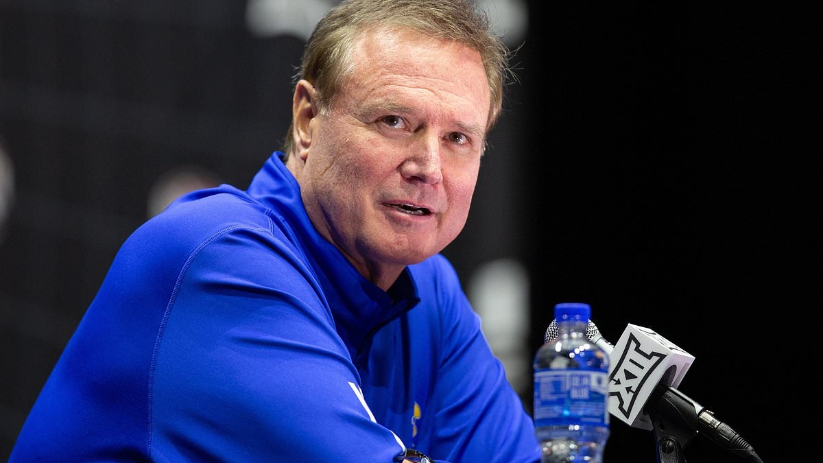 Legendary college basketball coach breaks his silence after being hospitalized in major health scare