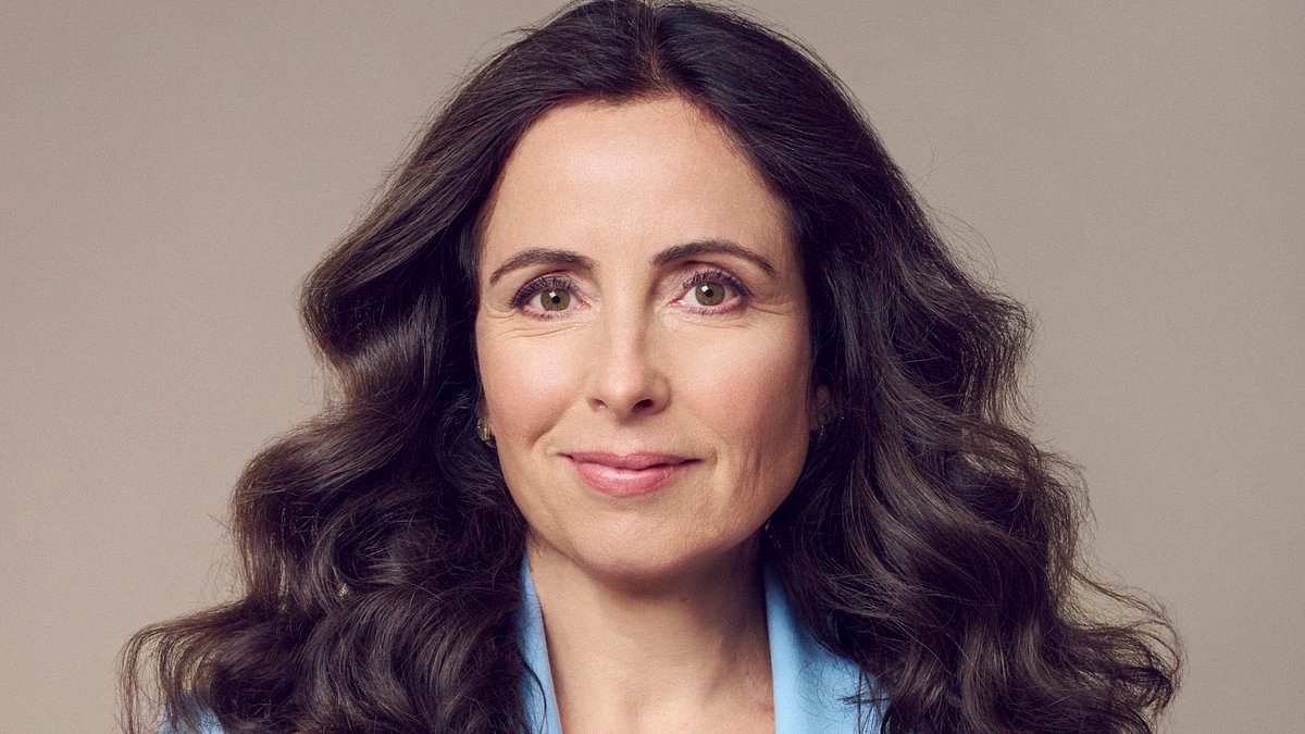 Menopause made my hair fall out. Then I discovered a new hair-loss solution. This is the secret ALL midlife women need to know
