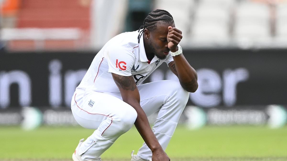 Liam Dawson and Jofra Archer didn't hit the spot against India - and why a final Test rejig is needed for England, writes NASSER HUSSAIN