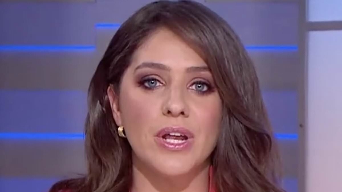 Sunrise reporter reveals heartbreaking family tragedy during interview with actress Selma Blair: 'I was fifteen'