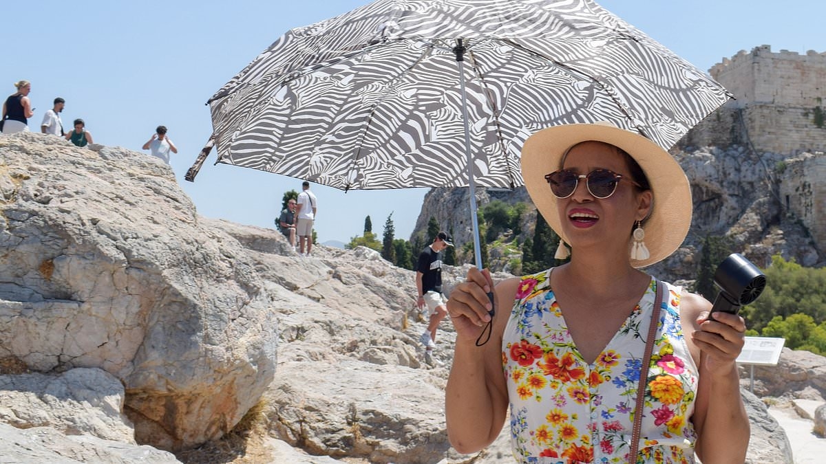 Brits warned not to travel to holiday hotspot as world-famous tourist attraction is closed