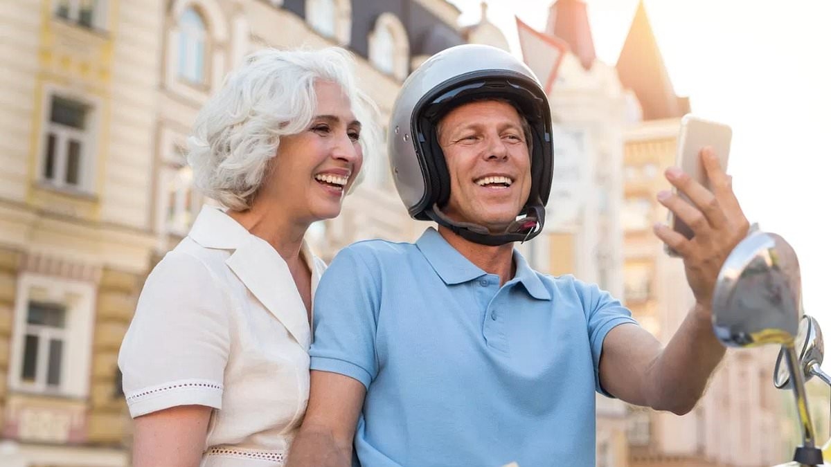 Travelling abroad this summer? Here's how to avoid roaming charges and save BIG on mobile data