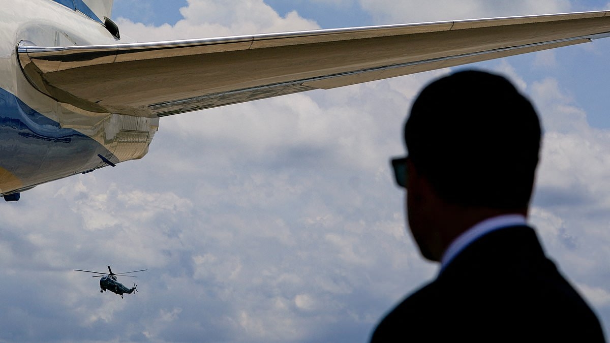 Secret Service agent triggers investigation after trying to smuggle wife onto Trump trip to Scotland