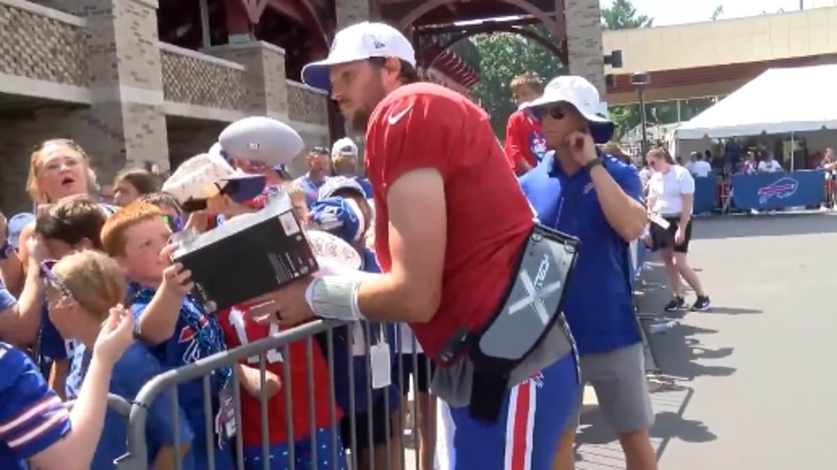 Josh Allen shows his true colors after training camp interaction with service members