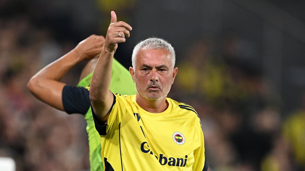 Jose Mourinho closes in on signing Premier League defender - with ex-Barcelona player arriving in Turkey ahead of Fenerbahce medical