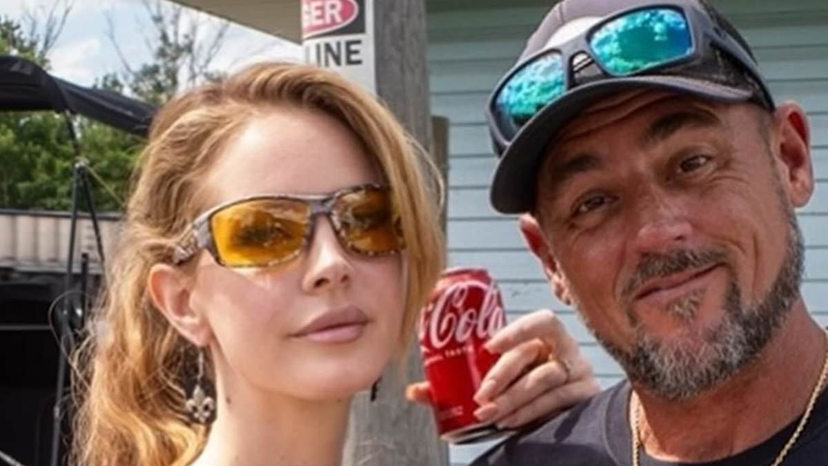 Lana Del Rey shares never-before-seen photo from her wedding to alligator tour guide