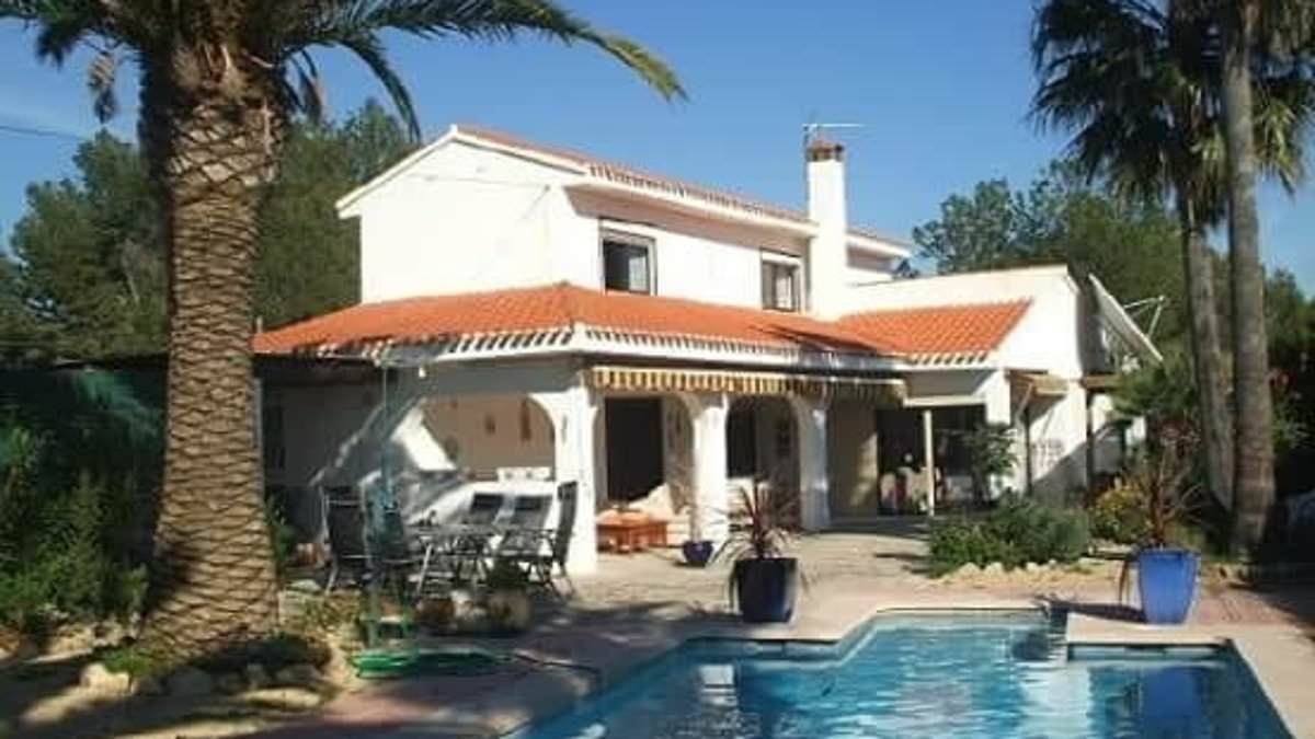 Brit woman is forced to sell her dream holiday home in Spain after a squatter moved in and refused to leave