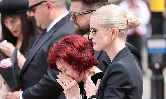 Insiders reveal Kelly Osbourne's final promise to Ozzy