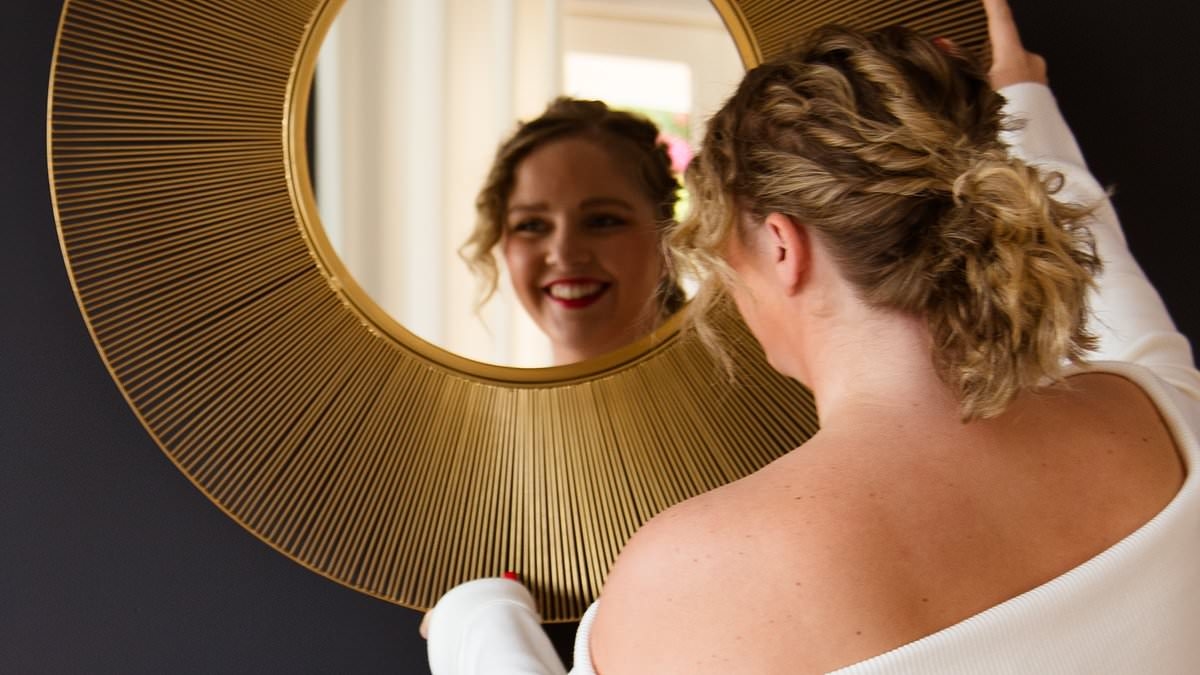 I struggled to sell my two-bedroom London home for six months until I made one crucial change - the flat was snapped up just 10 days later for the £625,000 asking price