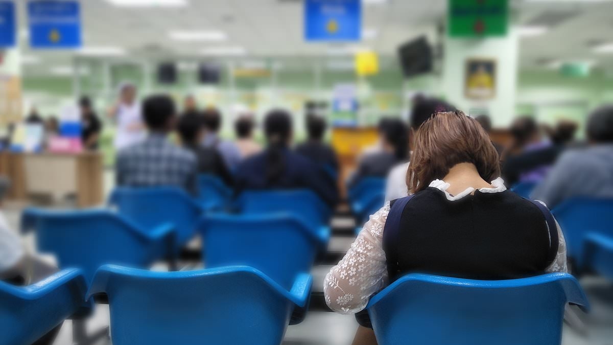 ER nurse reveals the ONLY person medics allow to skip triage lines in hospital