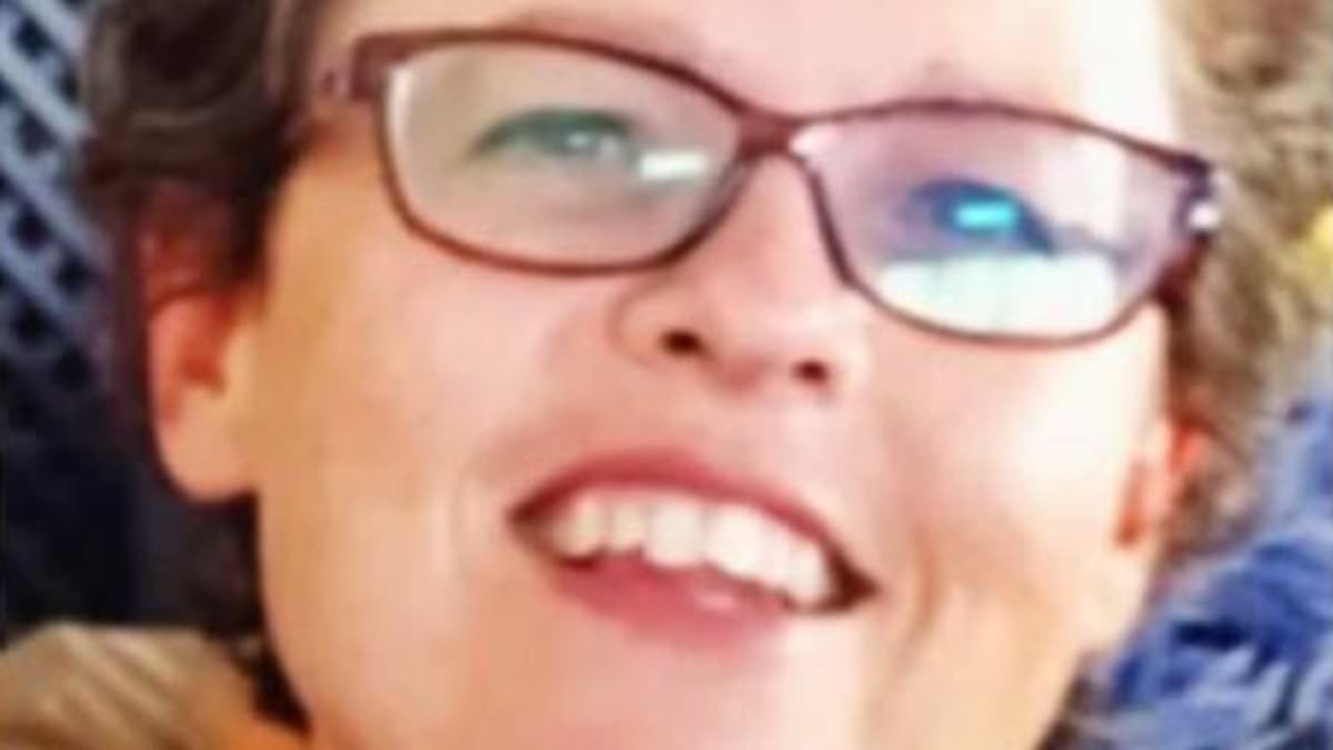 Fears for missing British woman, 41, who disappeared in Spanish tourist hotspot three days ago