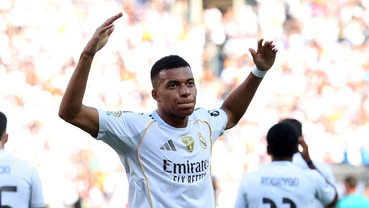 Real Madrid 'will choose between two top stars' to be Kylian Mbappe's understudy - 'paving the way for one player to leave the club'