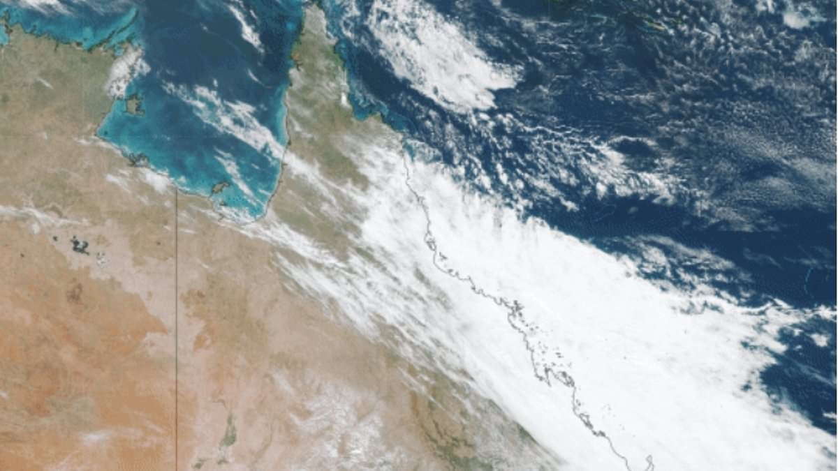 Sydney, Melbourne, Brisbane weather: Huge rain bomb explodes over the east coast as millions cop a drenching