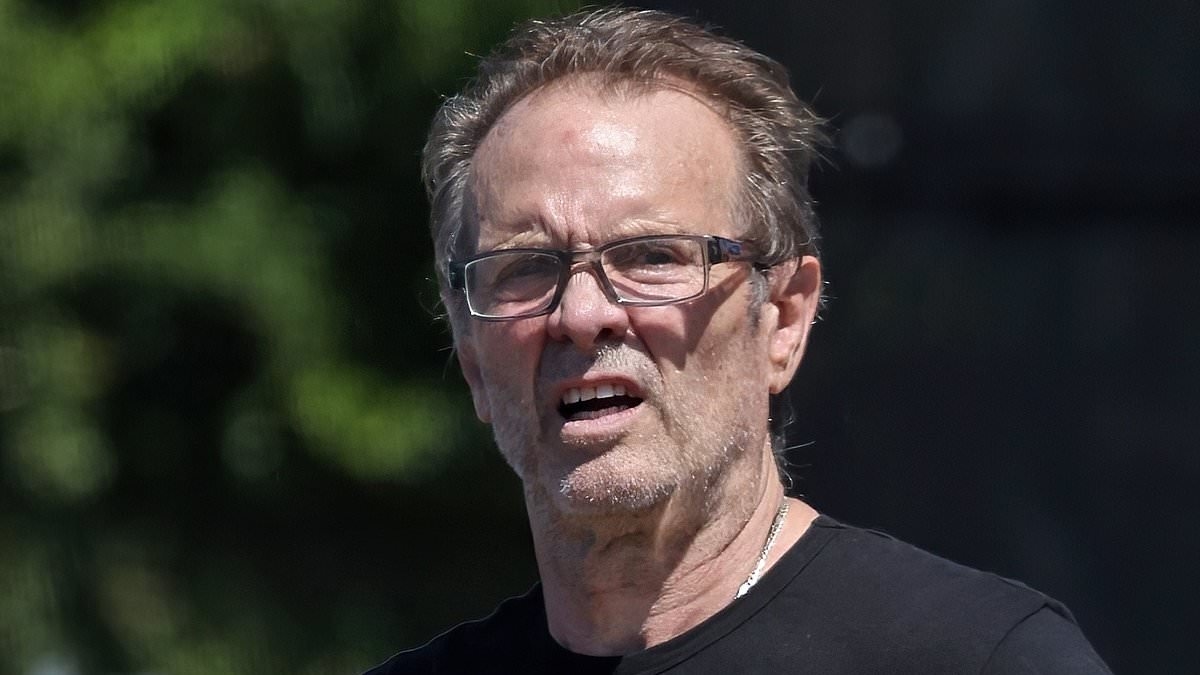 Star of iconic 80s action blockbusters is unrecognizable in rare sighting... can you guess who he is?