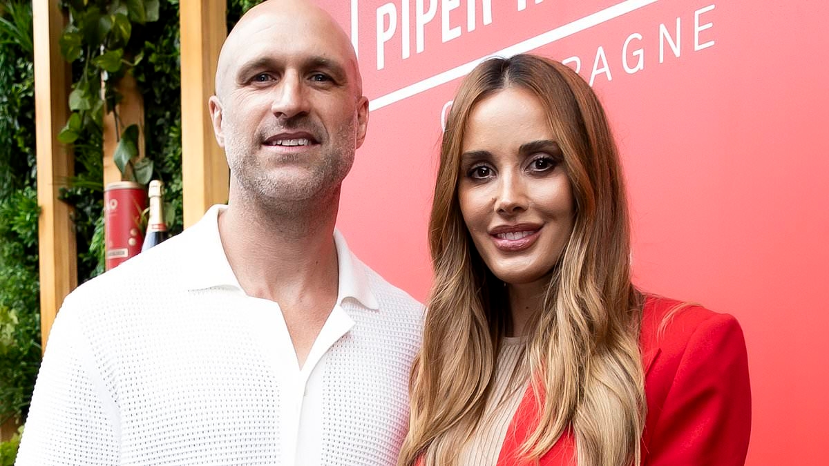 Bec Judd reveals how she cheated death is SHOCKING incident with husband Chris: 'This is where it ends'
