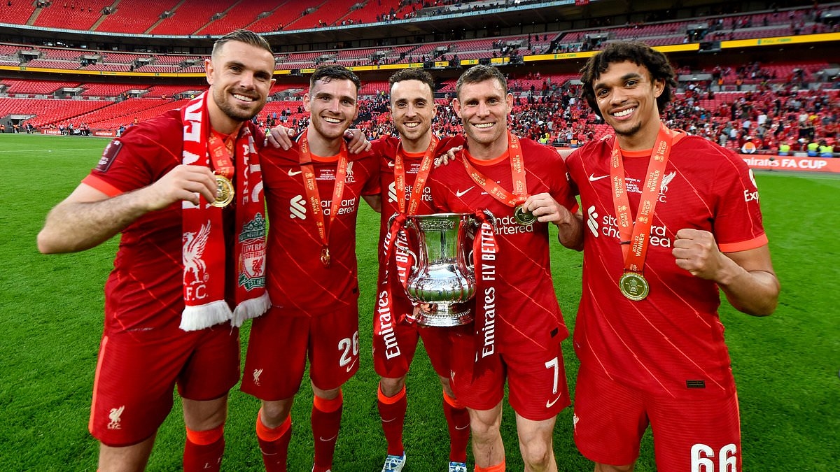 Former Liverpool star pays touching Diogo Jota tribute in 'mark of respect' for his late friend following the Portuguese forward's tragic death