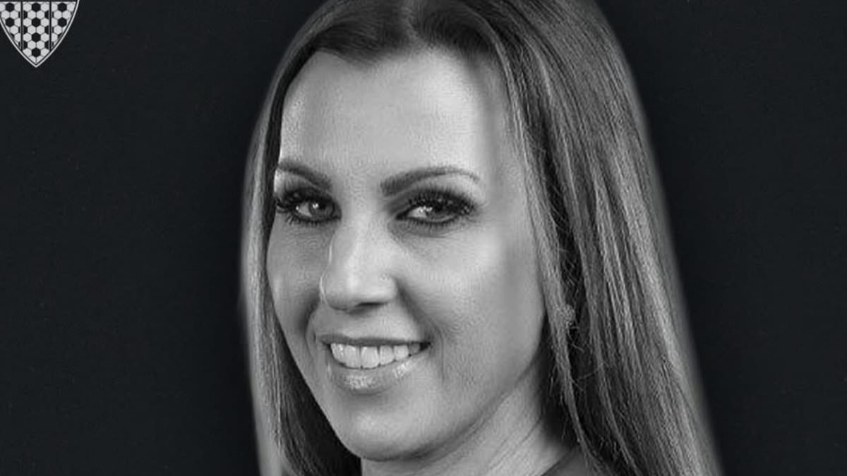 Beloved Tucson women's soccer coach Kelly Pierce dies suddenly