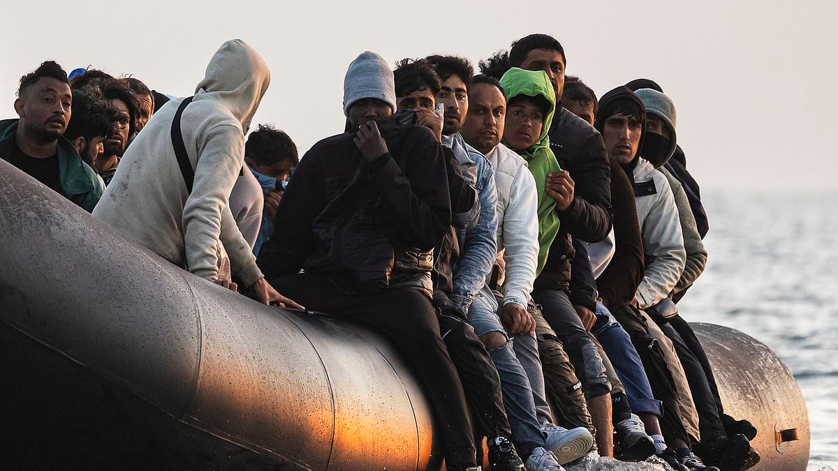 Little Boats Crackdown! Members of criminal gangs in Britain who advertise migrant Channel crossings online could face 'five years in jail'