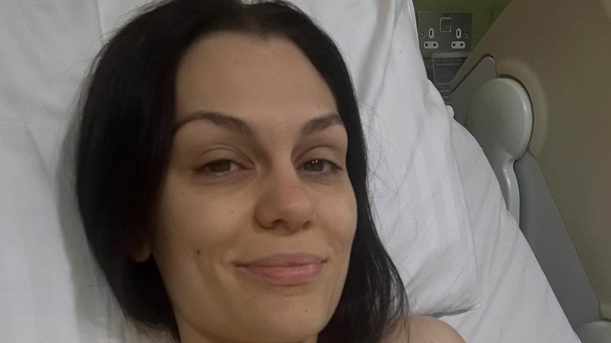 Jessie J rushed to hospital with lung infection after breast cancer surgery