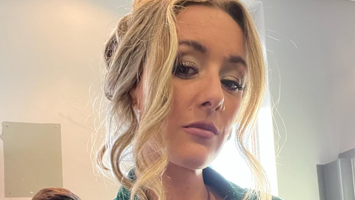 Aussie blasts infuriating Centrelink issue that's leaving customers emotional: 'It's a joke'