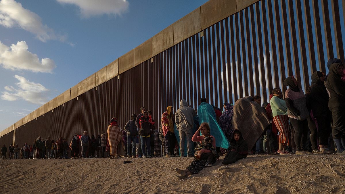 Texas homeowners sue Trump for border wall plans that'll ruin their picturesque walks and fishing spots