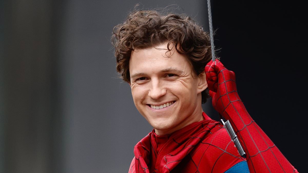 What a marvel! Spider-Man Tom Holland swings into Glasgow and meets his spider fans