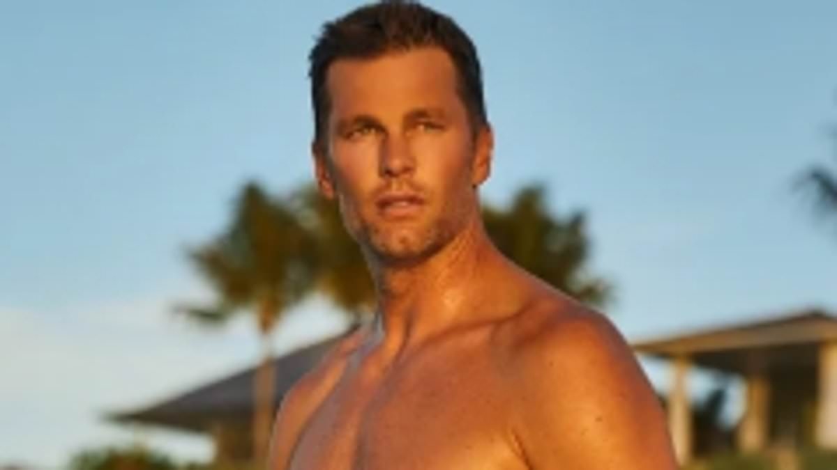 Tom Brady poses with his look-alike sister Julie on their shared birthday, see the shocking resemblance
